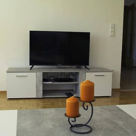 Schoene Helle Ferienwohnung In Waldnaehe Berching Exterior foto